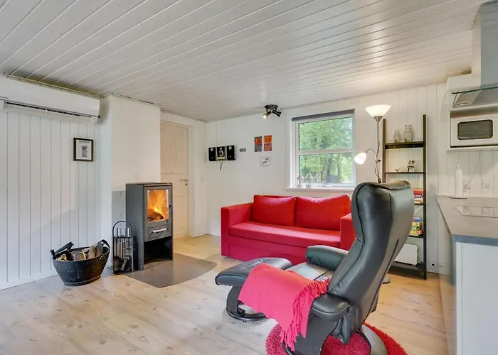 Dorete - 2-2km From The Sea By Interhome Bolilmark